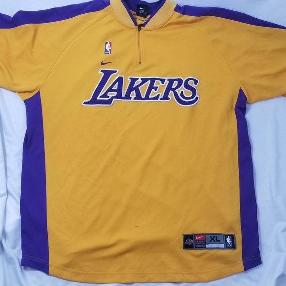LA Lakers Kobe Bryant Warm Up Jersey Size XL LA Lakers Kobe Bryant Warm Up Jersey Size XL
